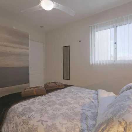 Apartman Stunning Within Nr Cristianos *