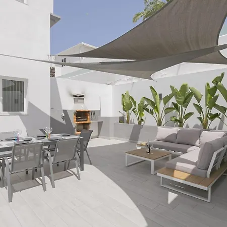 Stunning Within Nr Cristianos *
